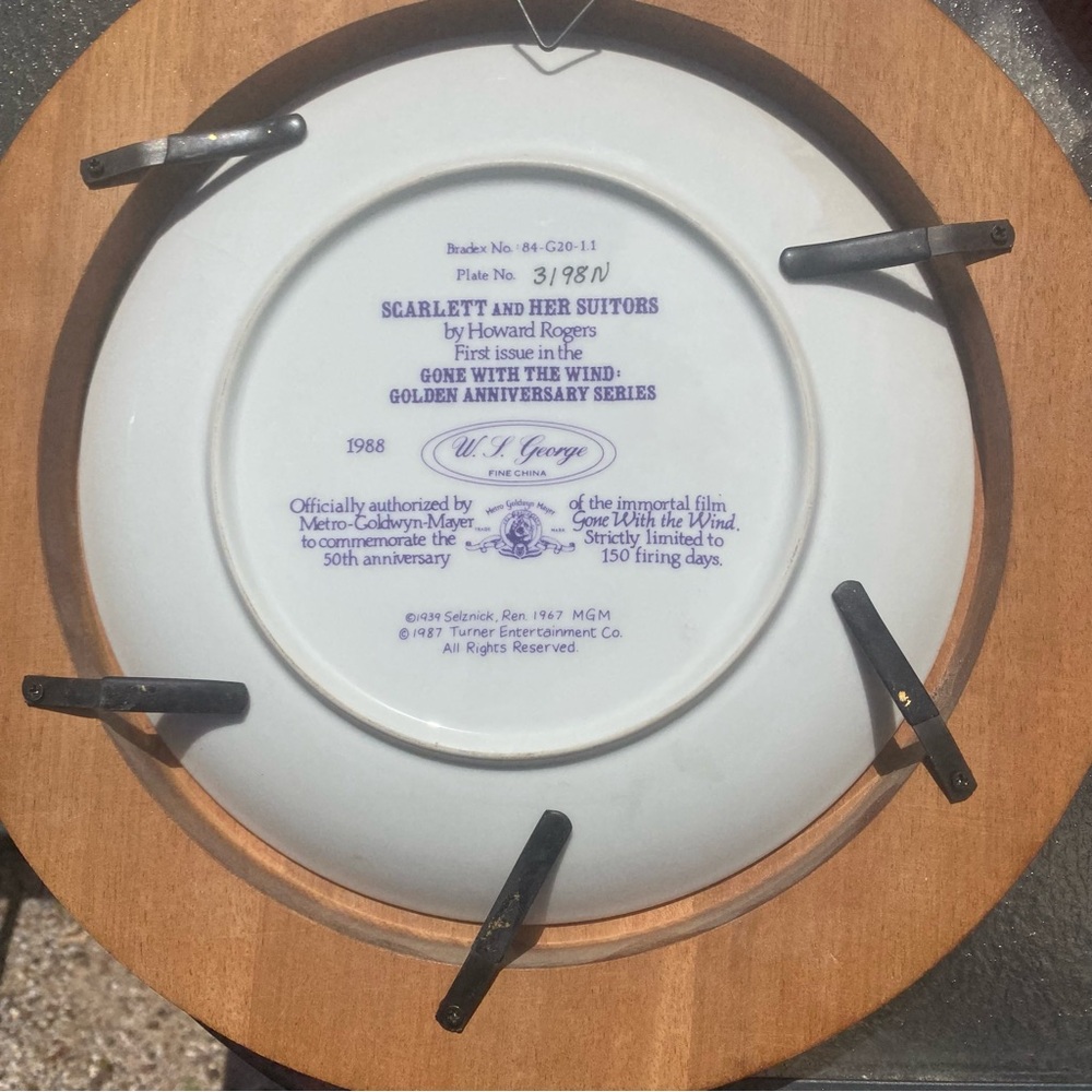 Scarlet And Her Suitors - Howard Rogers Collectible Plate Gone With The … - Picture 2 of 13